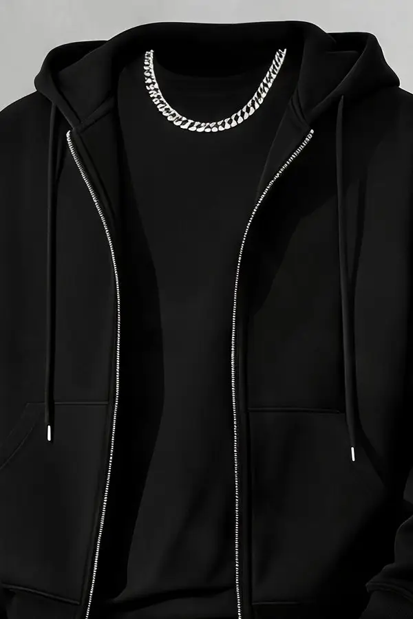 Illustration of the Minimalist stainless steel Cuban link chain